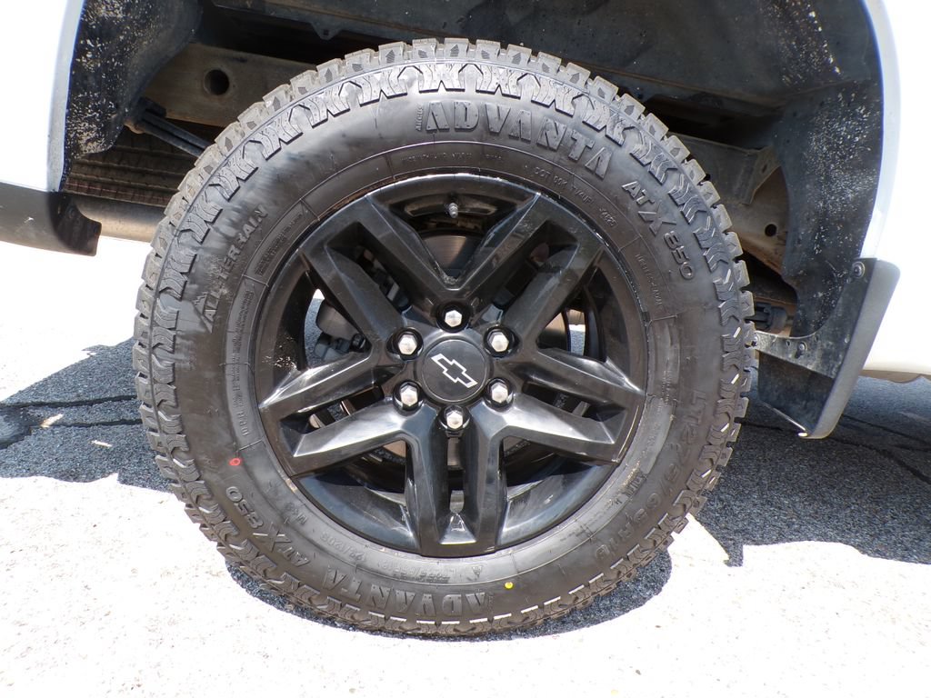 Used 2023 Chevrolet Silverado 1500 LT Trail Boss AWD/4WD image 21