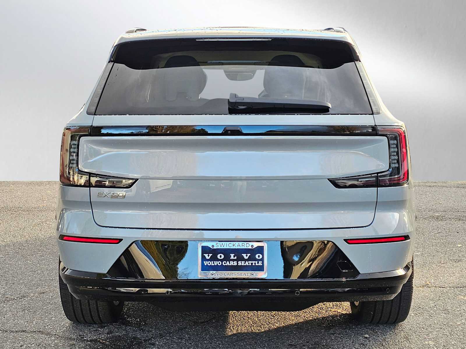 New 2025 Volvo EX90 Plus AWD/4WD image 6