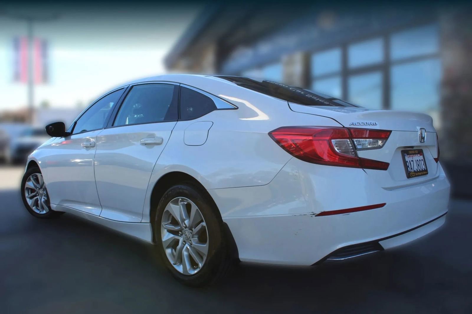 Used 2018 Honda Accord LX image 3