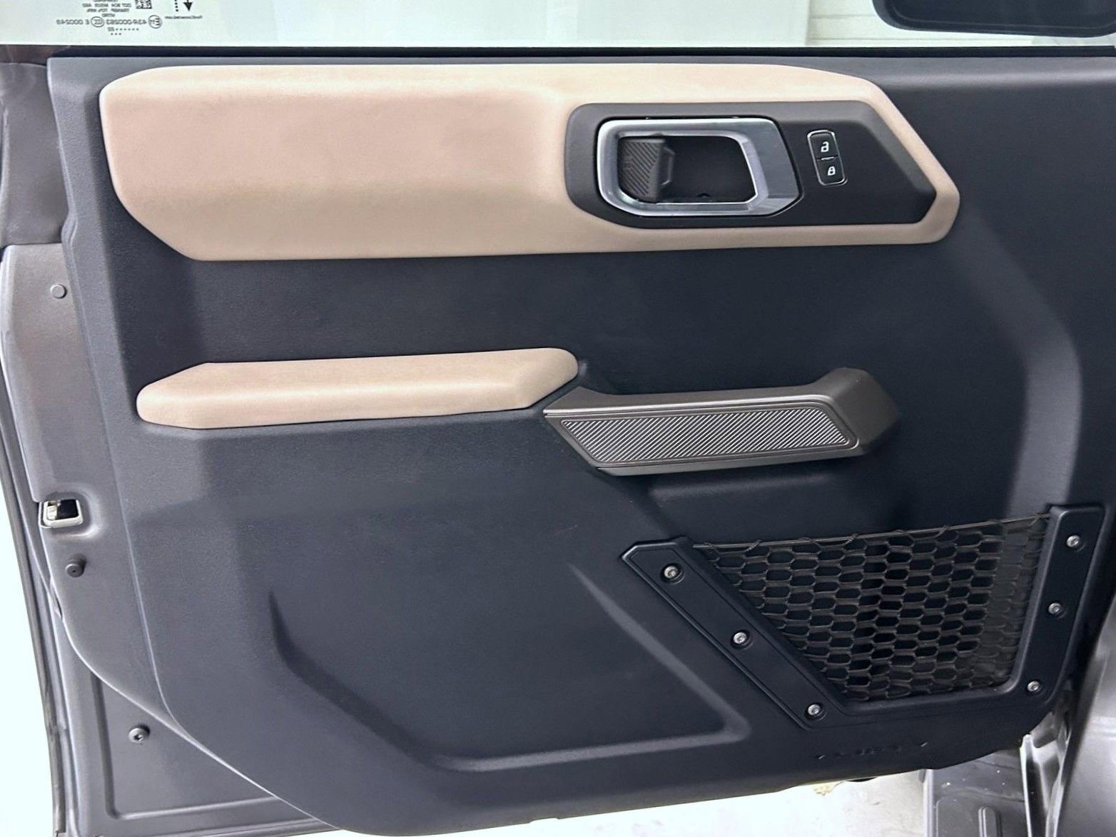 Used 2022 Ford Bronco Wildtrak image 9