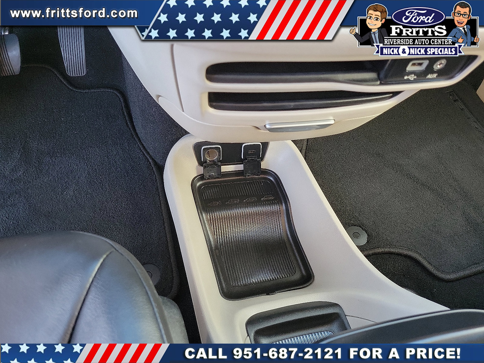 Used 2017 Chrysler Pacifica Touring-L image 9