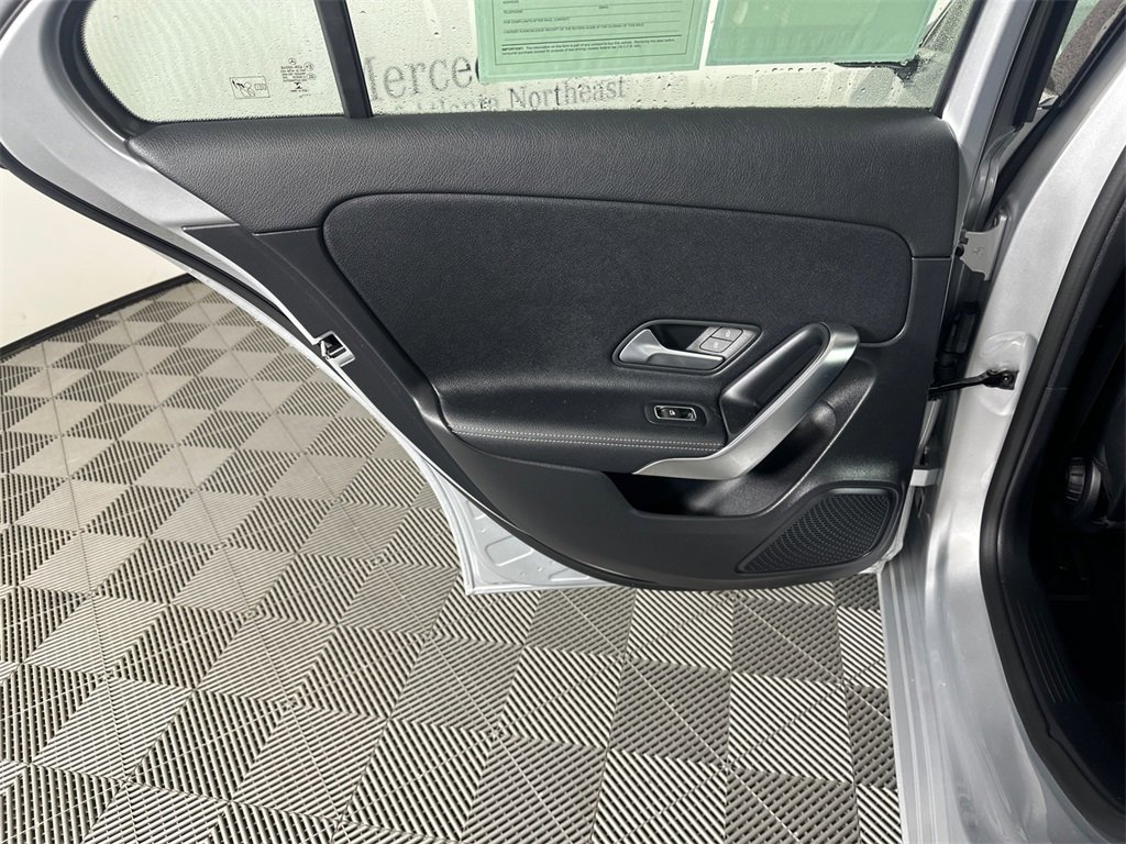 Certified 2022 Mercedes-Benz A 220 image 23