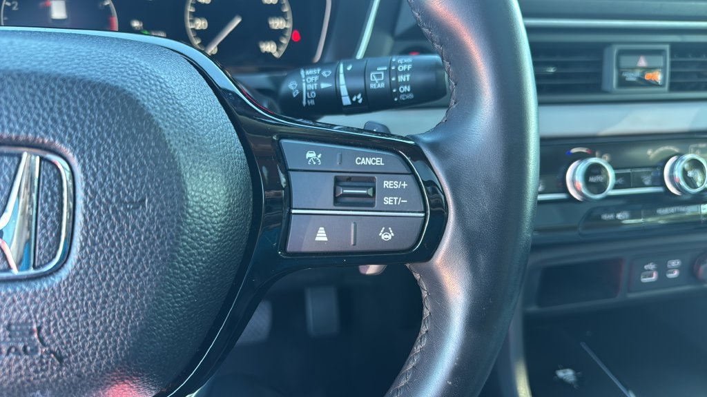 Used 2024 Honda Pilot Touring image 20