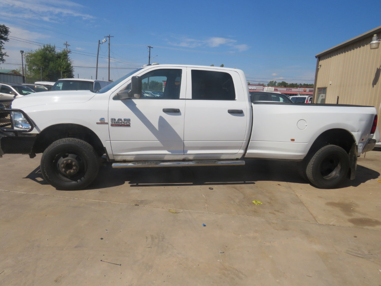Used 2018 RAM 3500 Tradesman w/ Chrome Appearance Group AWD/4WD image 38