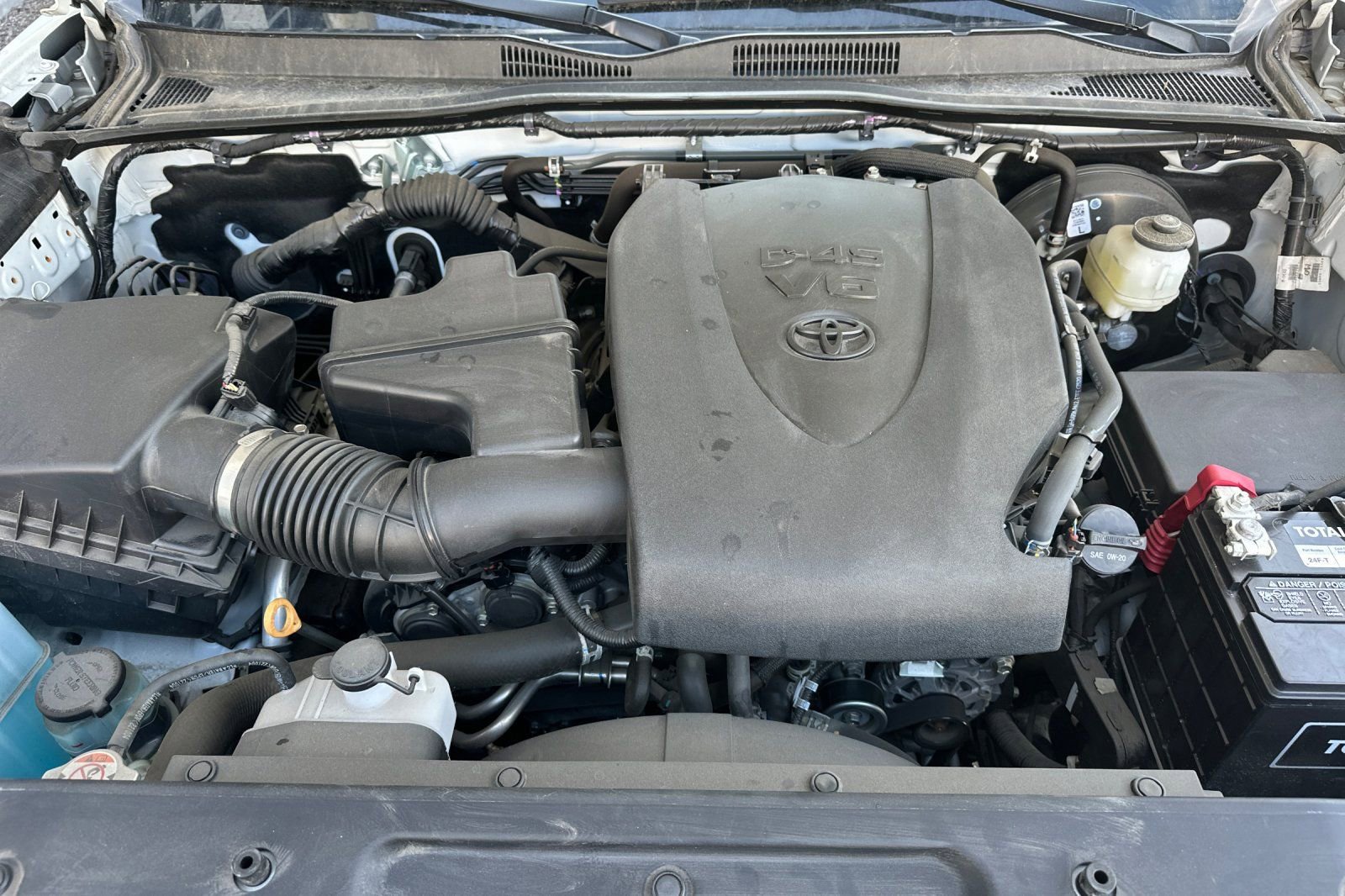 Used 2023 Toyota Tacoma SR image 23