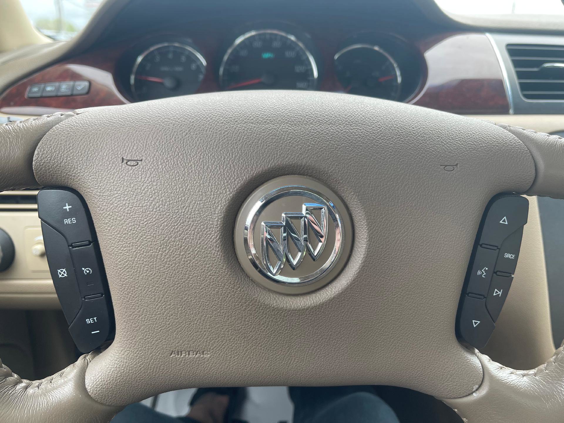 Used 2006 Buick Lucerne CXL w/ Luxury Package FWD image 11