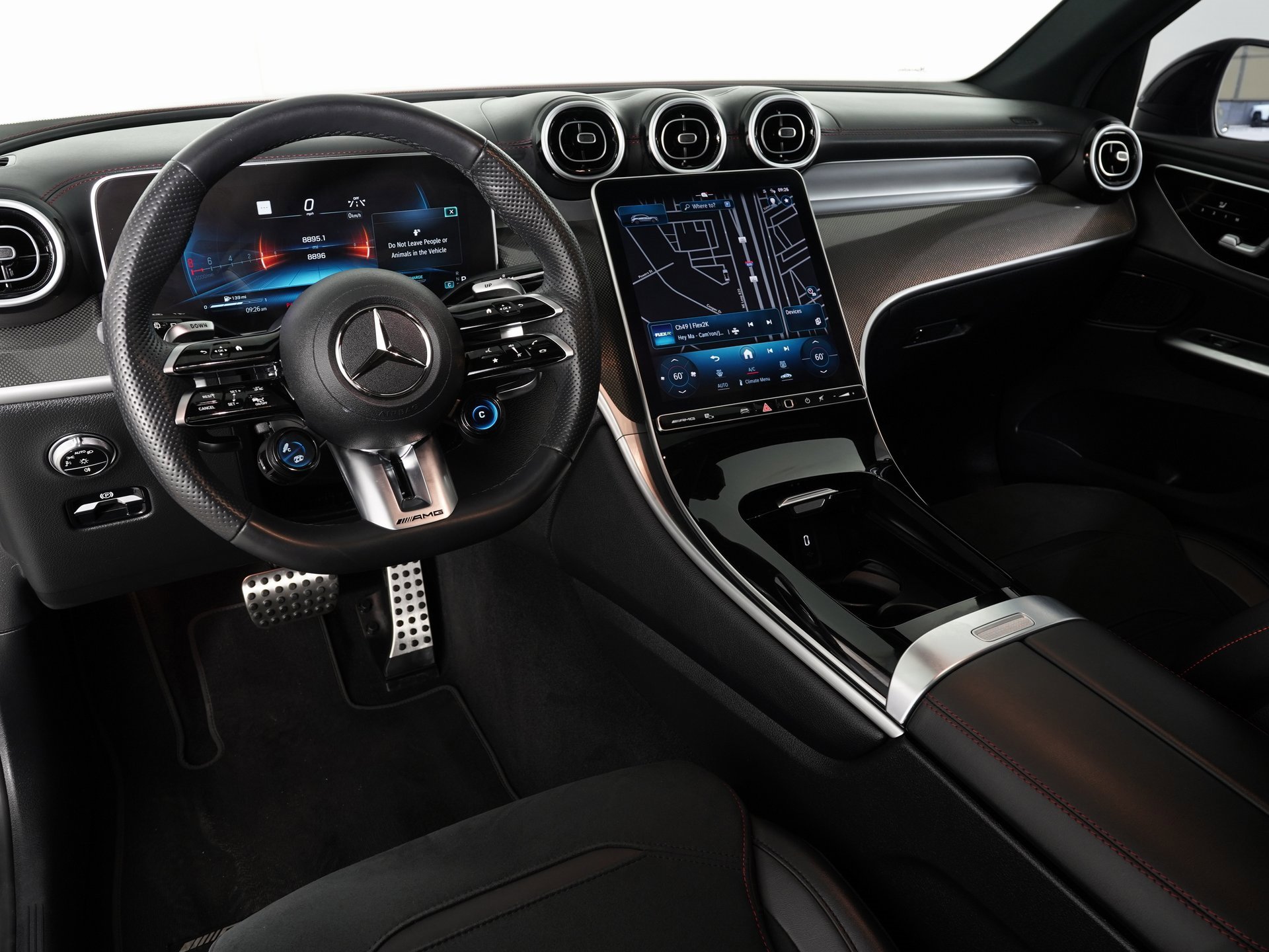 Used 2024 Mercedes-Benz GLC 43 AMG 4MATIC image 17