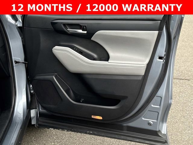 Used 2021 Toyota Highlander XLE image 8