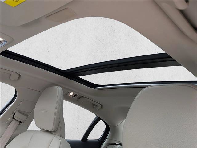 Used 2020 Volvo S60 T5 Inscription image 16