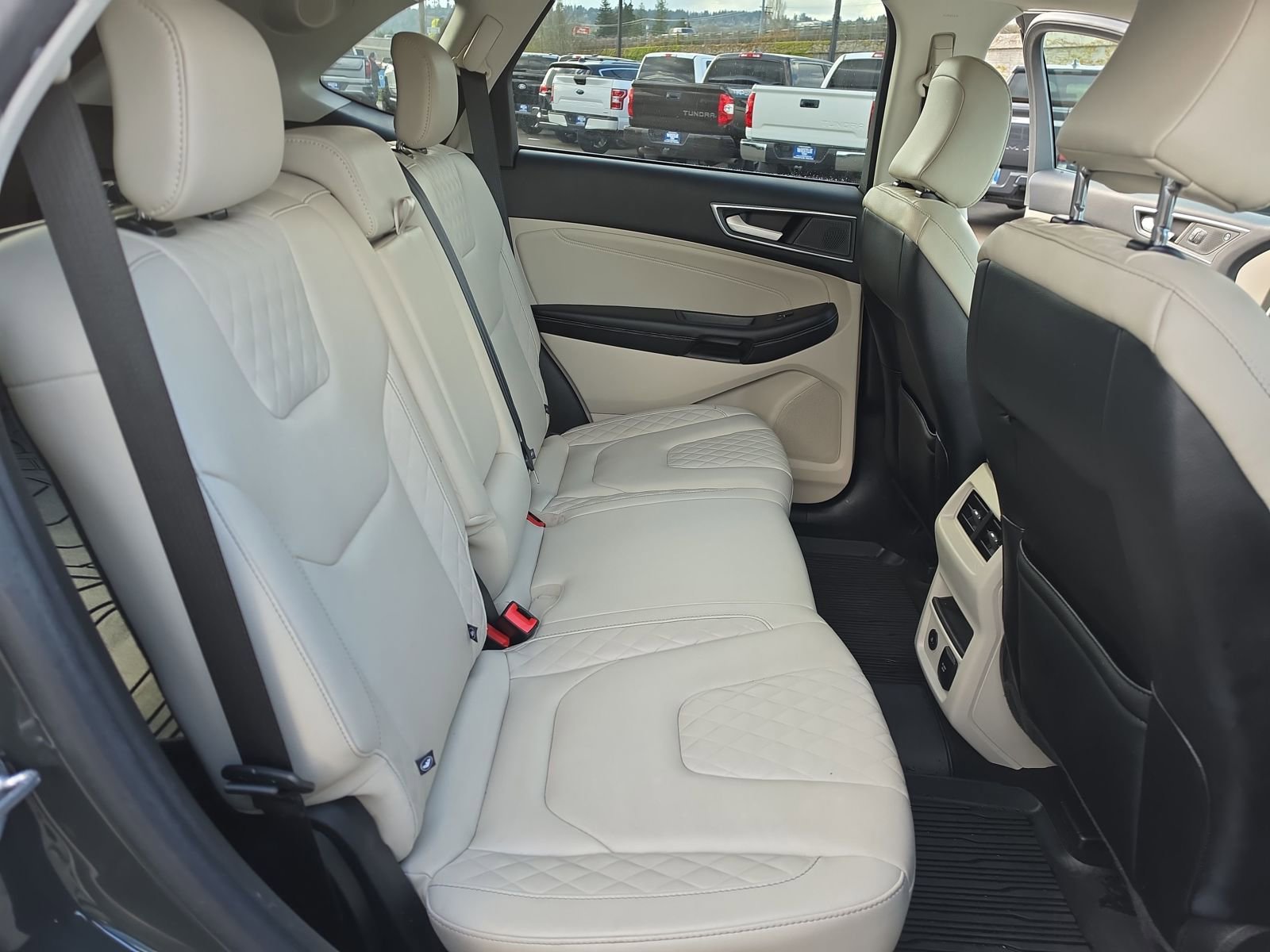 Used 2023 Ford Edge Titanium w/ Cargo Accessory Package image 17