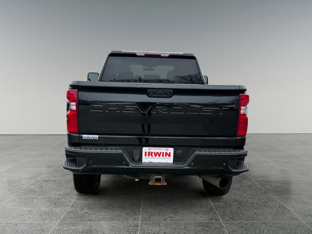 Used 2021 Chevrolet Silverado 2500 LT w/ Midnight Edition image 4