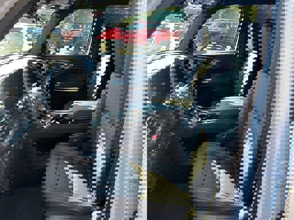 New 2026 Chevrolet Traverse LT w/ Driver Confidence Package image 8