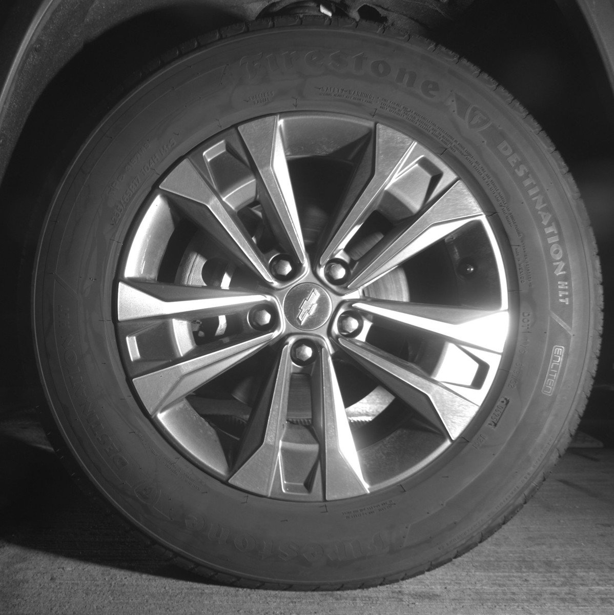 Used 2025 Chevrolet Equinox LT FWD image 12