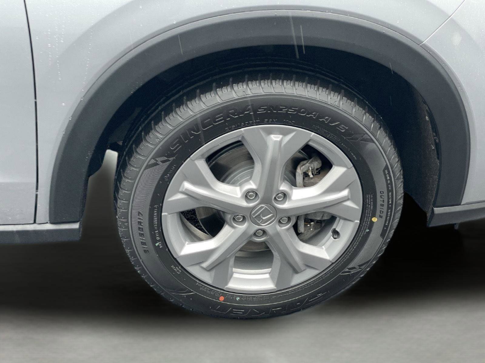 Used 2024 Honda HR-V LX image 33