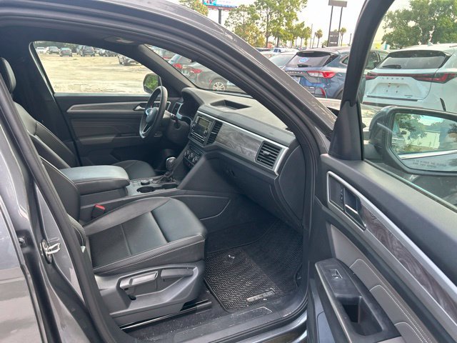 Used 2023 Volkswagen Atlas Cross Sport SE AWD/4WD image 9