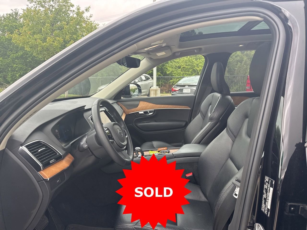 Certified 2023 Volvo XC90 B6 Plus w/ Protection Package Premier image 19