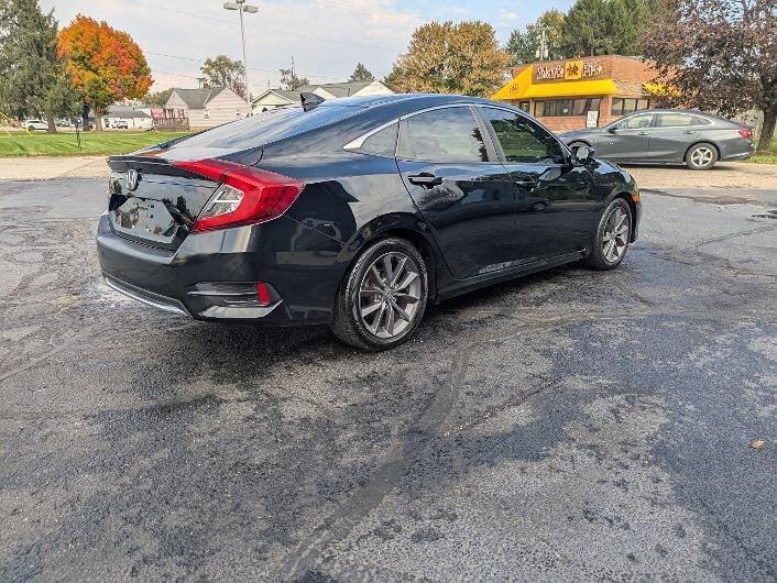 Used 2020 Honda Civic EX image 7