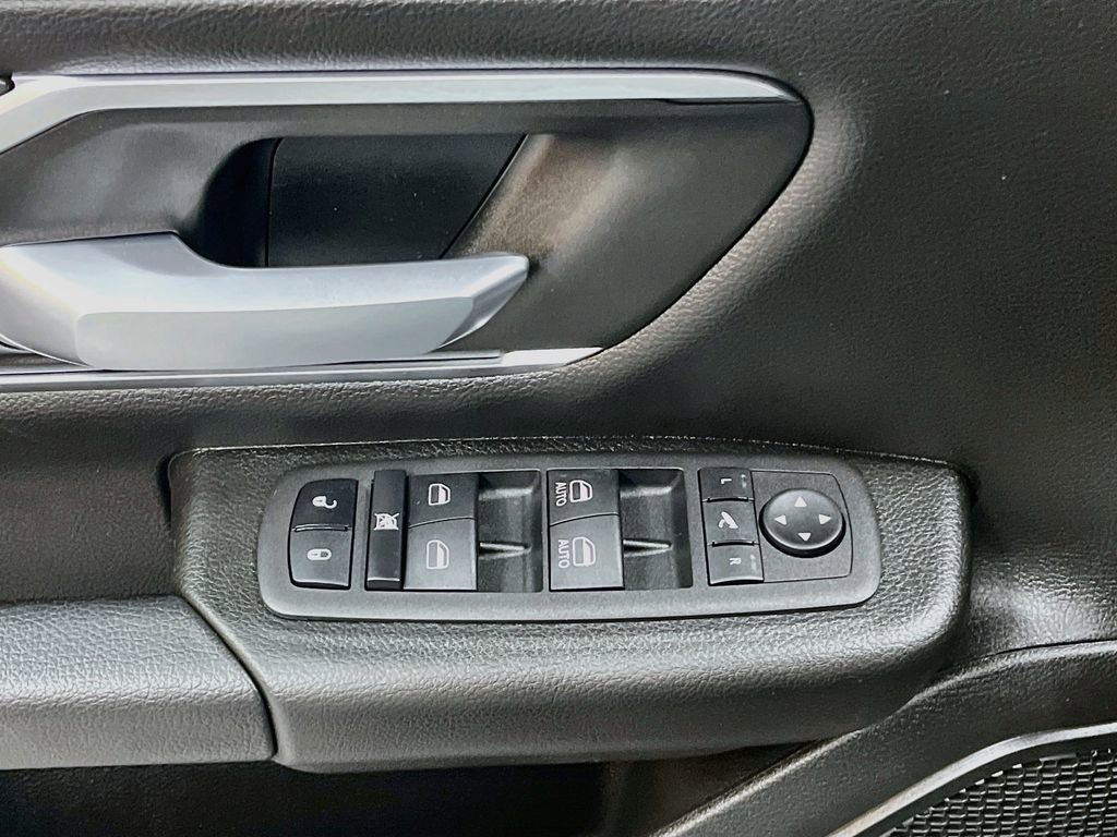 Used 2024 RAM 1500 Big Horn image 17