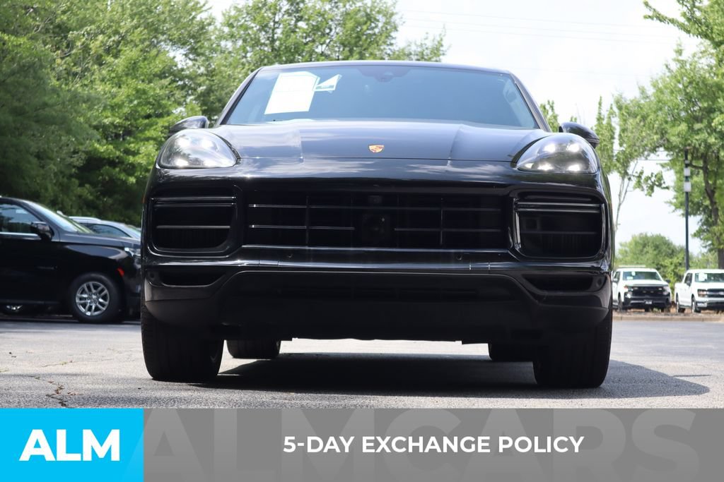 Used 2023 Porsche Cayenne Turbo AWD/4WD image 3