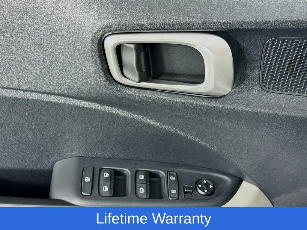 New 2026 Hyundai Venue SEL image 17