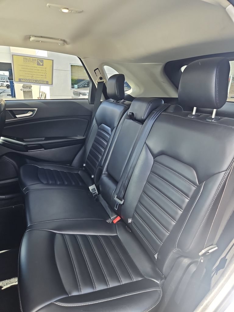 Used 2023 Ford Edge SEL AWD/4WD image 15