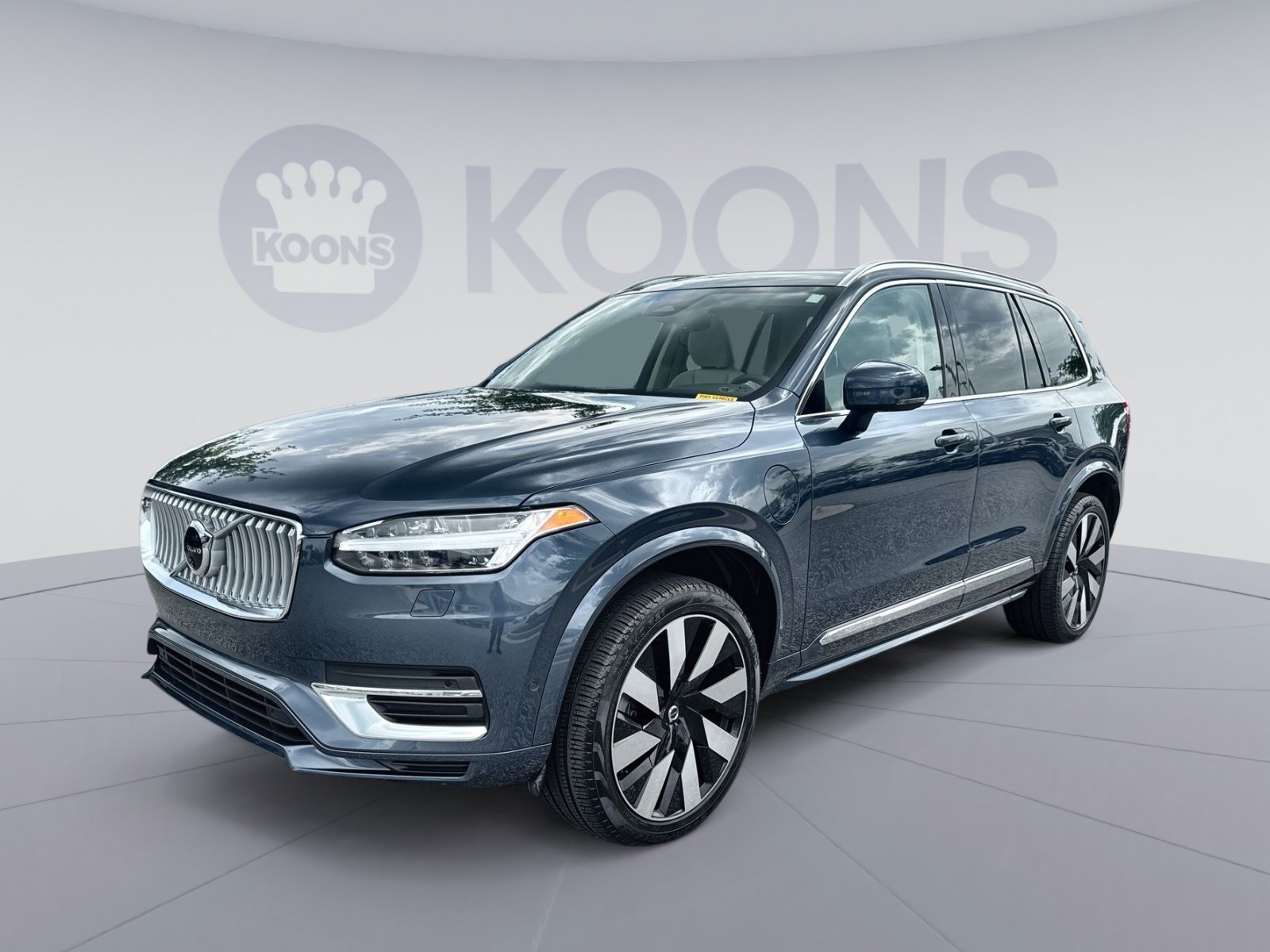 Used 2024 Volvo XC90 T8 Plus