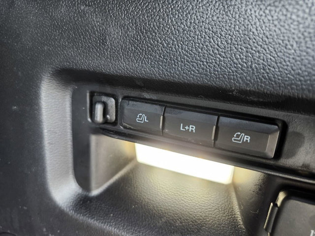 Used 2020 Ford Explorer ST image 37