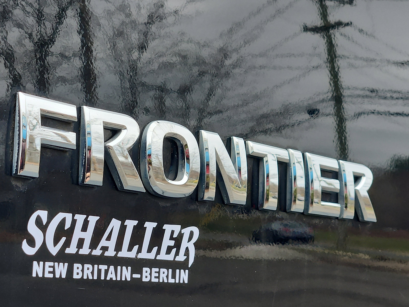 Used 2019 Nissan Frontier SL image 28