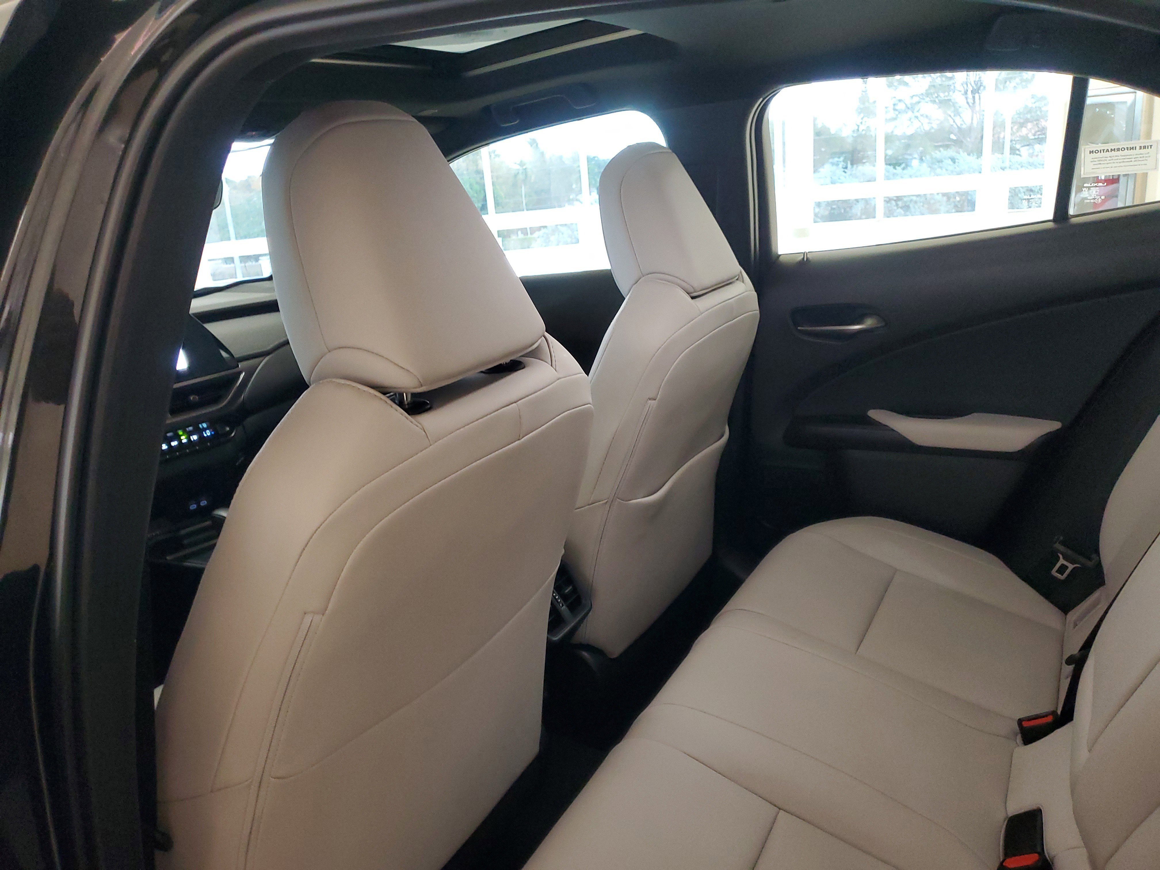 Used 2025 Lexus UX 300h FWD w/ Accessory Package (Z1) image 16