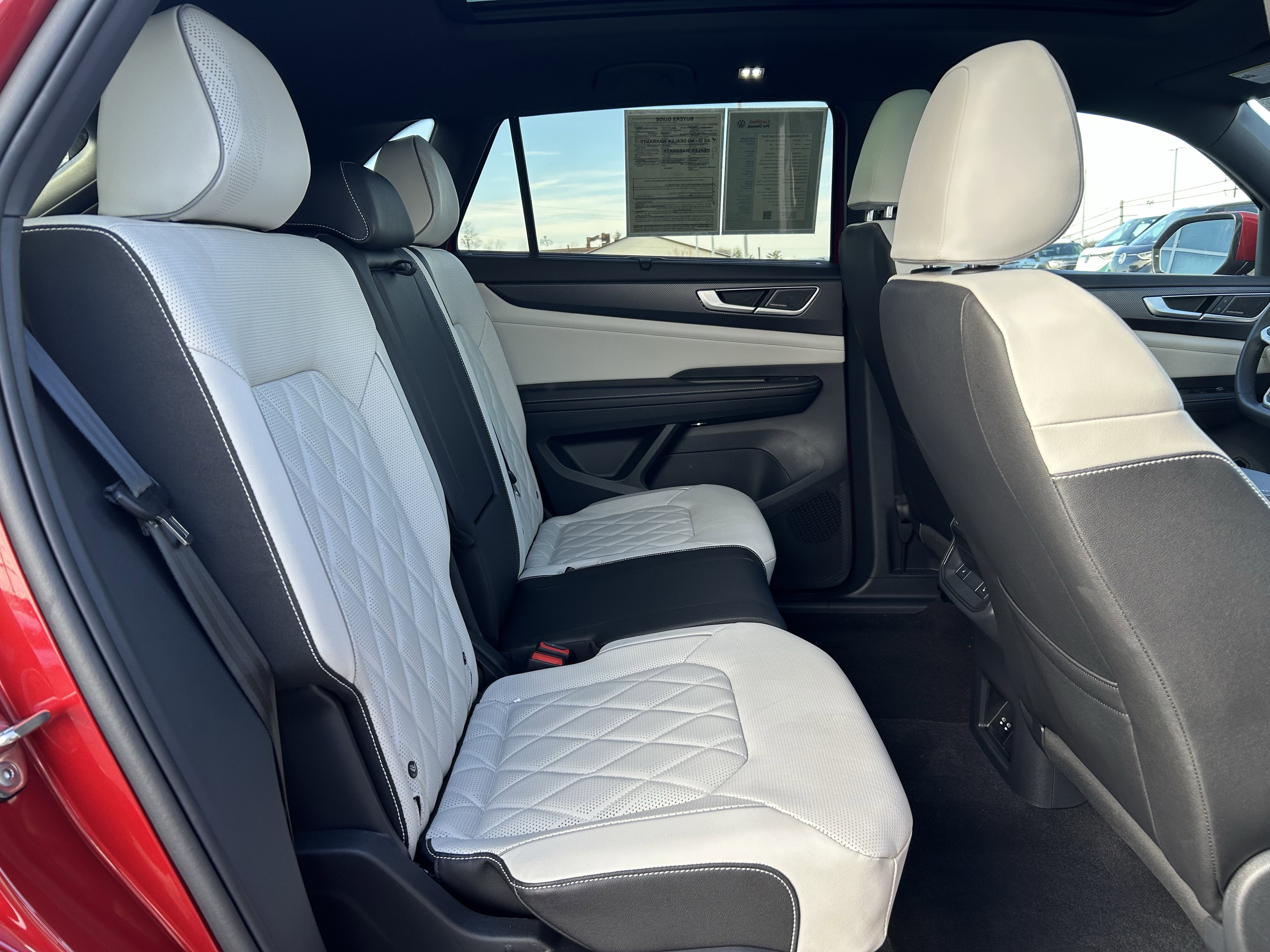 Certified 2025 Volkswagen Atlas Cross Sport SEL Premium R-Line image 26