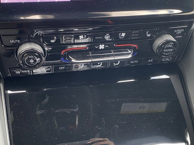 New 2025 Jeep Grand Cherokee L Limited w/ Luxury Tech Group II image 23