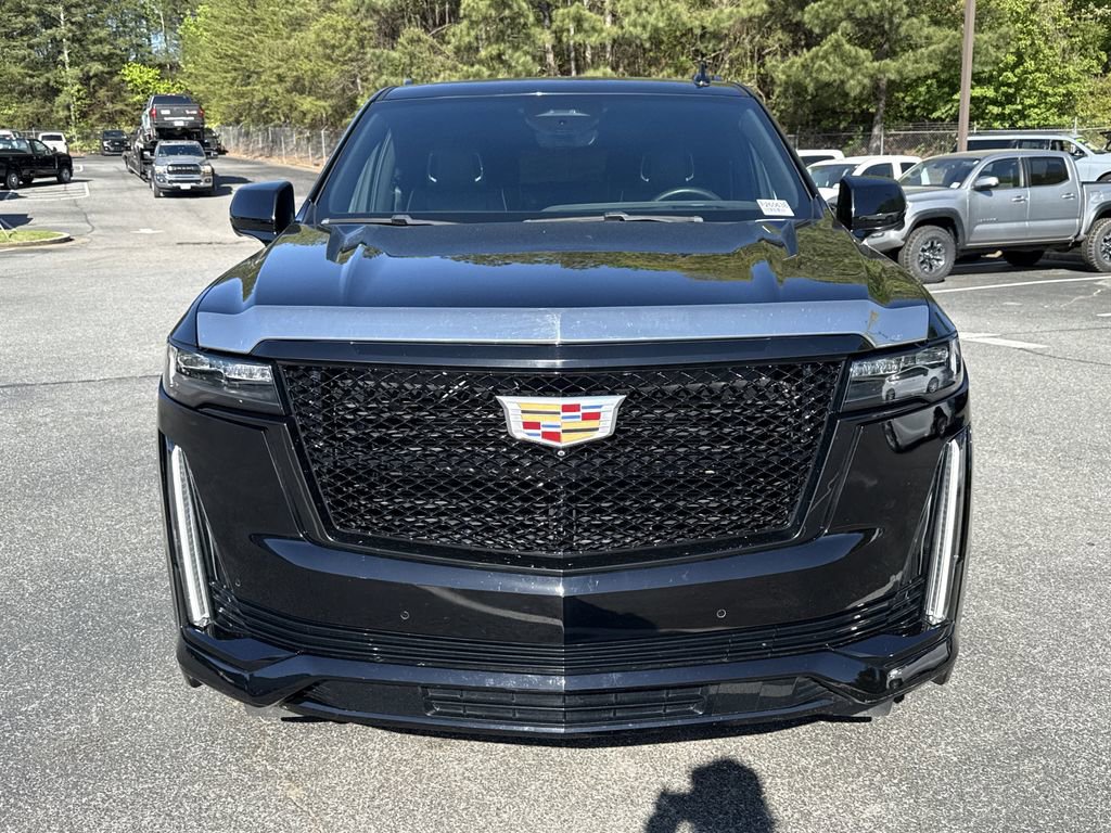 Used 2022 Cadillac Escalade ESV Sport w/ Touring Package image 2