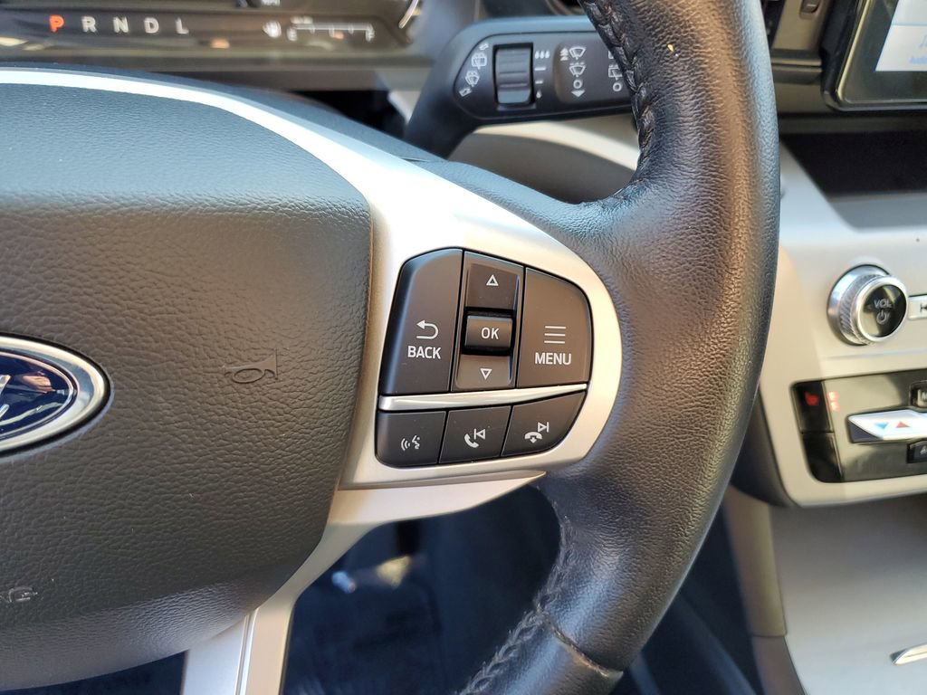 Used 2022 Ford Explorer XLT image 19