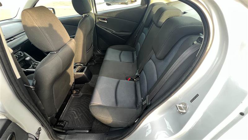 Used 2019 Toyota Yaris LE FWD image 22