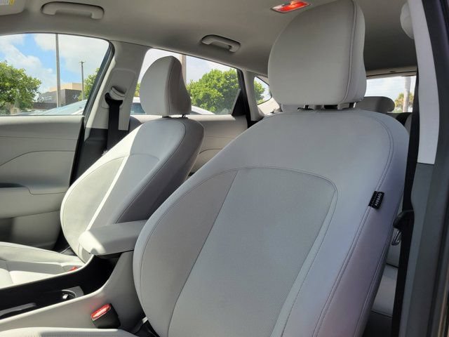 Used 2026 Hyundai Kona SE FWD image 12