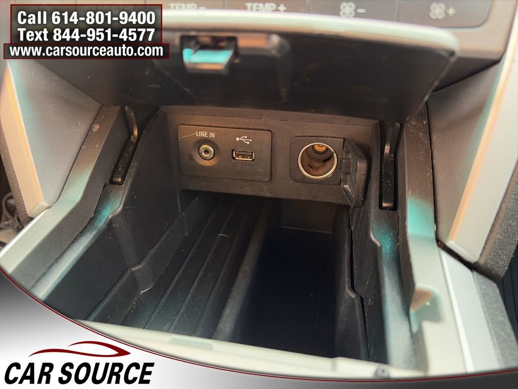 Used 2015 Ford Explorer XLT image 18