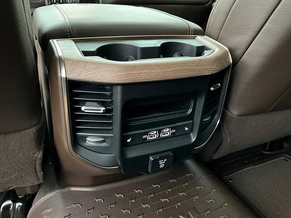 New 2026 RAM 3500 Longhorn image 32