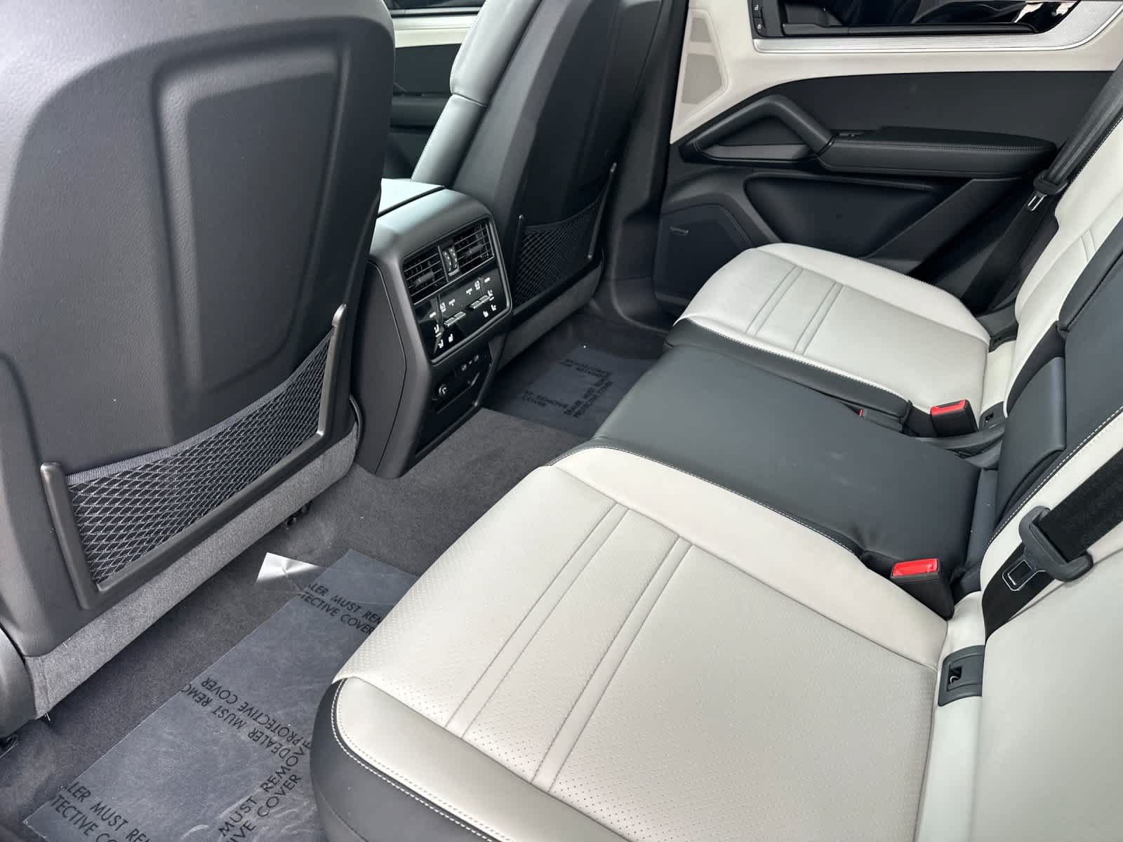New 2026 Porsche Cayenne S AWD/4WD image 13