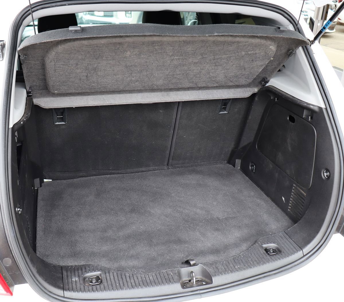 Used 2018 Chevrolet Trax LS w/ LPO, Cargo Package FWD image 25