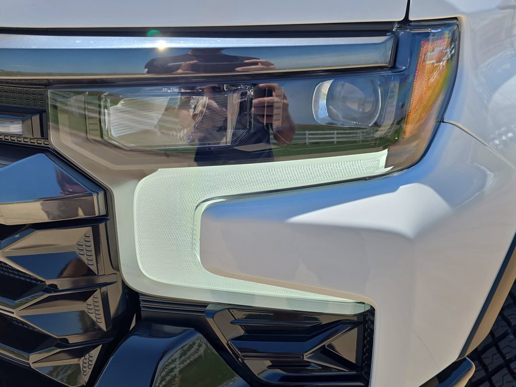 New 2026 Chevrolet Silverado 1500 ZR2 AWD/4WD image 32