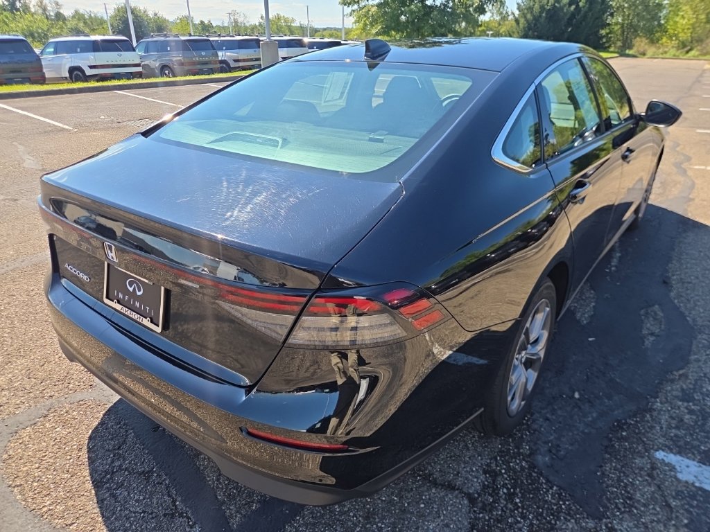 Used 2024 Honda Accord EX image 7