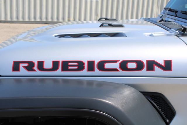Used 2023 Jeep Gladiator Rubicon w/ Trailer Tow Package AWD/4WD image 10