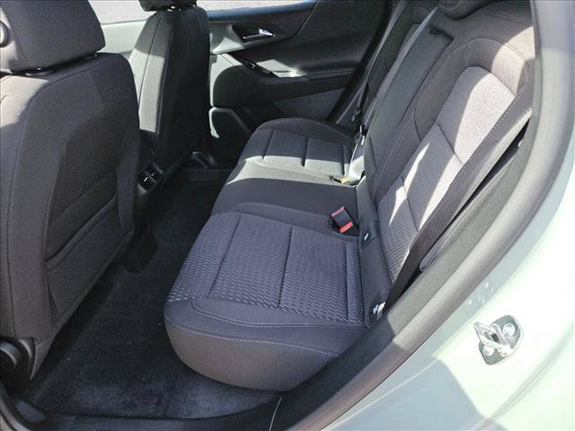 Used 2026 Chevrolet Equinox LT w/ Safety and Technology Package FWD image 11