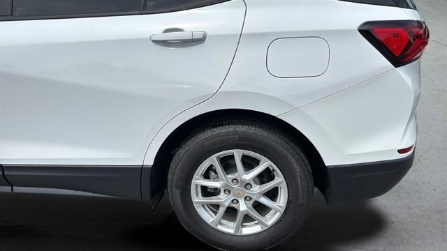 Used 2024 Chevrolet Equinox LS FWD image 34