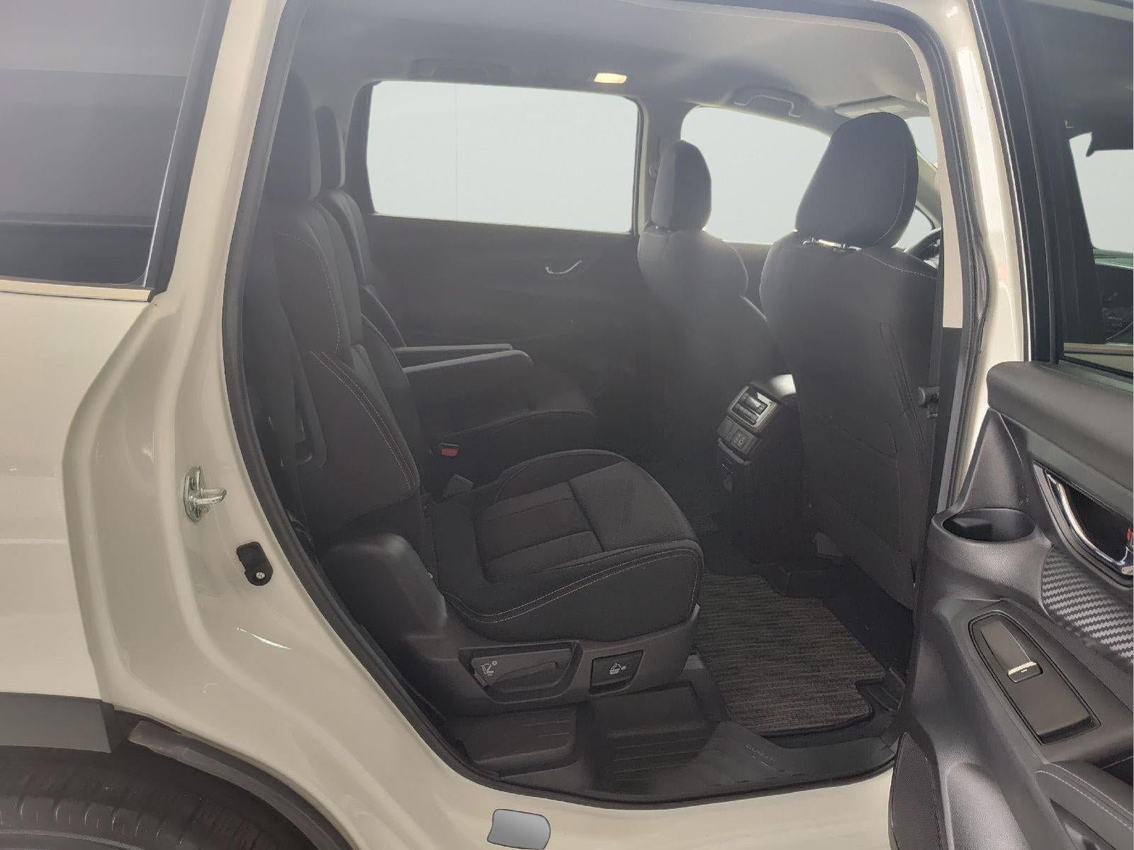 Used 2025 Subaru Ascent Premium AWD/4WD image 21