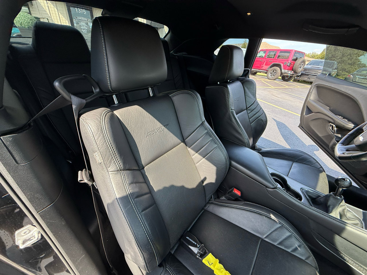 Used 2015 Dodge Challenger SRT Hellcat image 31