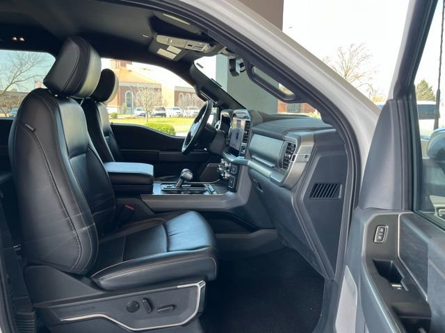 Used 2024 Ford F150 Lariat w/ FX4 Off-Road Package image 25