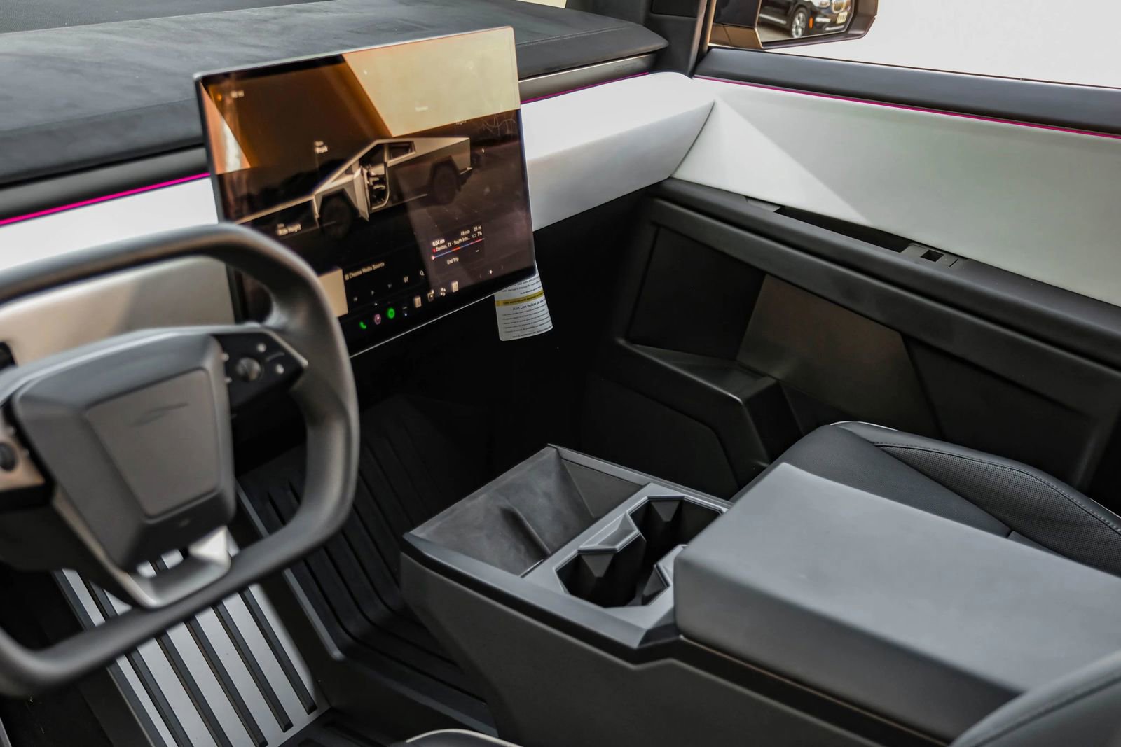 Used 2024 Tesla Cybertruck Cyberbeast AWD/4WD image 32