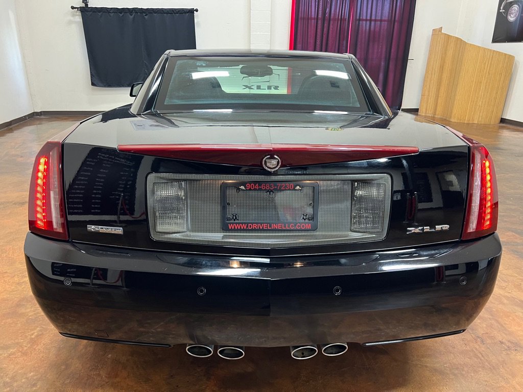 Used 2008 Cadillac XLR RWD image 18