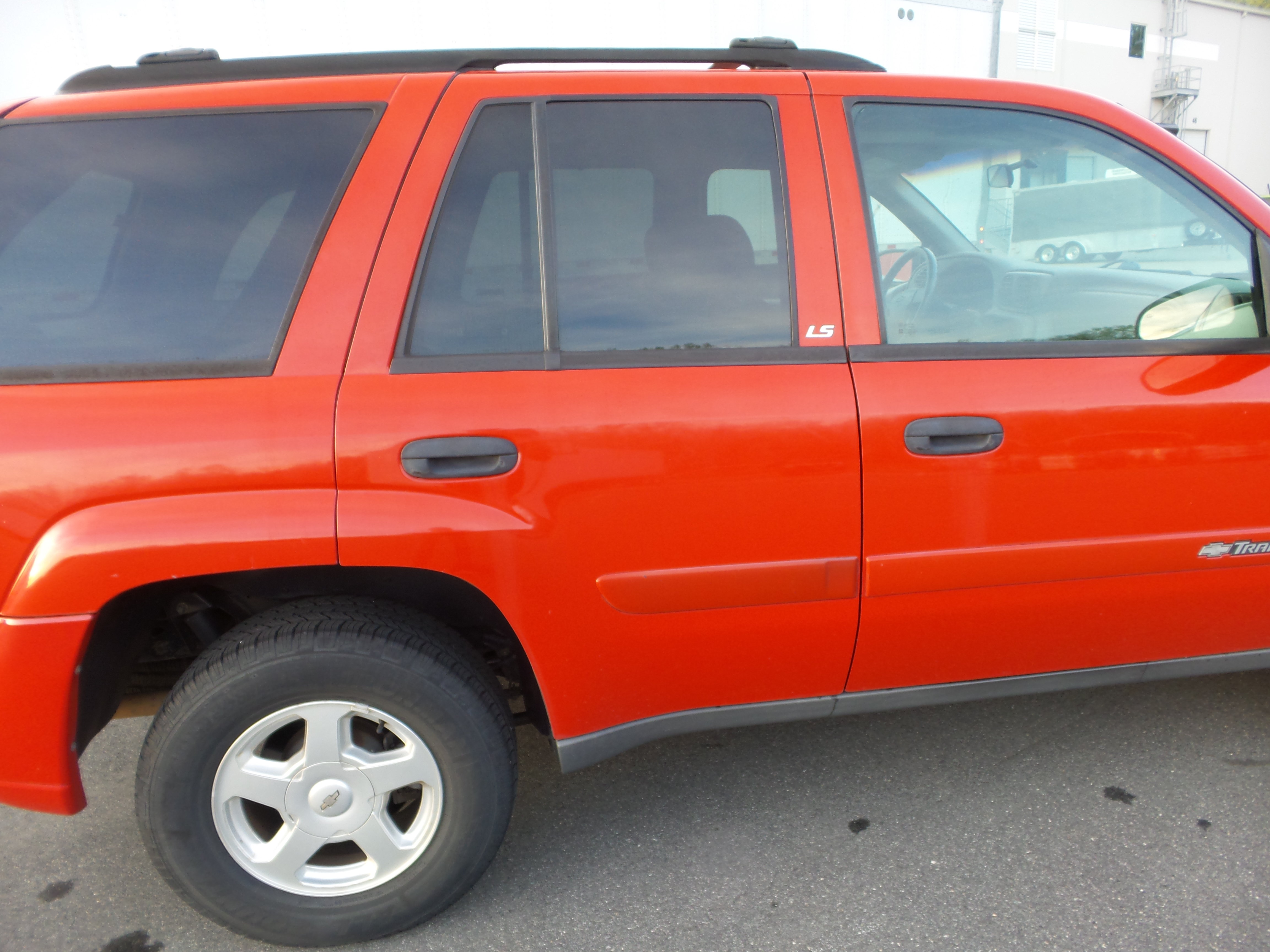 Used 2002 Chevrolet TrailBlazer LS w/ Preferred Equipment Group RWD image 15